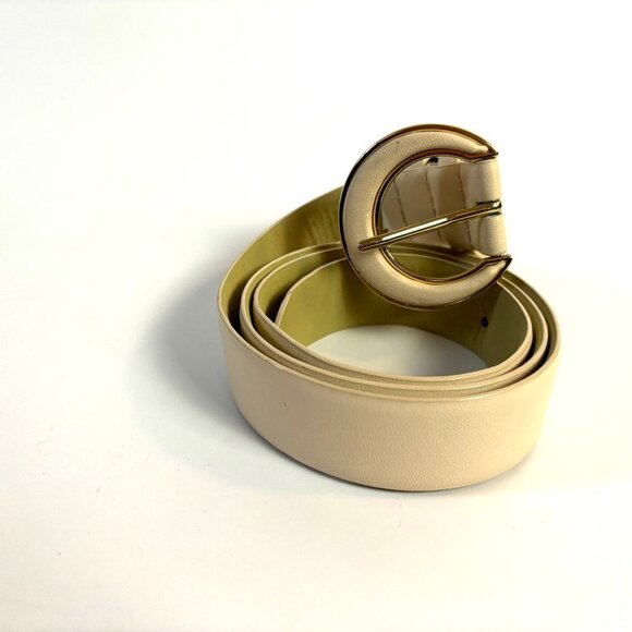 Cream Colored Faux Leather Target Belt - sz Small - Picture 7 of 7